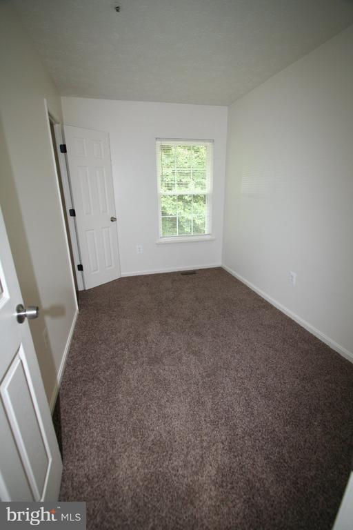 Building Photo - 124 Azalea Ct