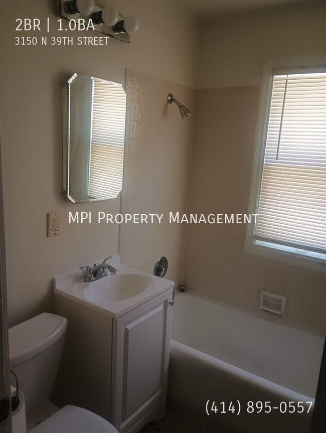 Building Photo - 3150 N 39TH St