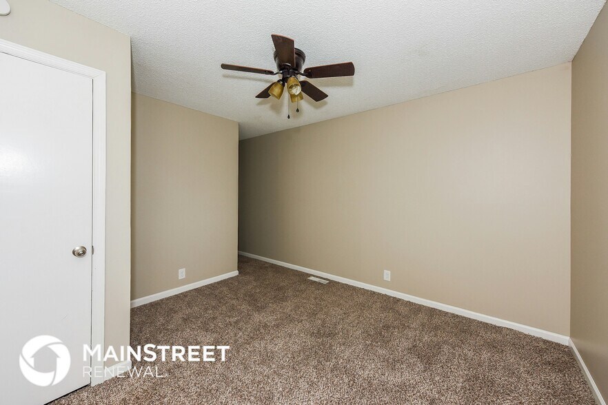 Building Photo - 115 Elmore Ave