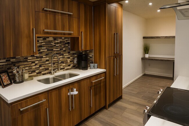 Building Photo - 3108 Highland Park Ave