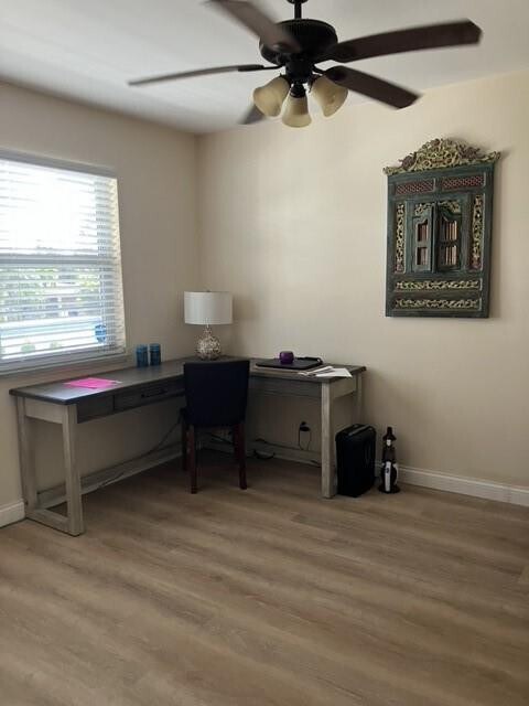 Building Photo - 801 NE 18th Ct