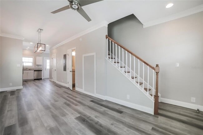 Building Photo - 3129 4th Ave S