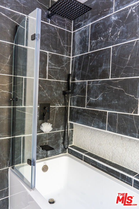 Building Photo - 346 Laveta Terrace