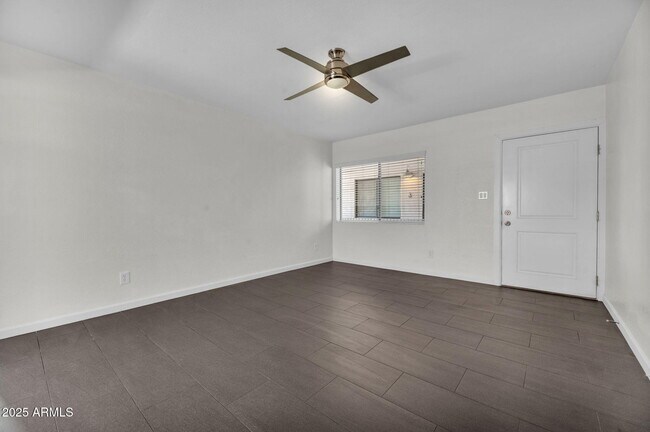 Building Photo - 3034 N 35th St