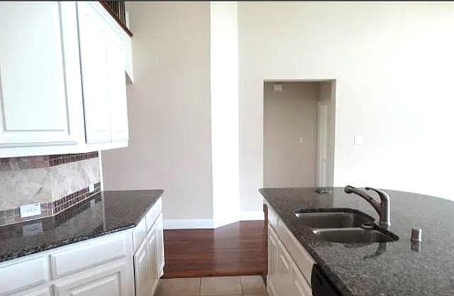 Building Photo - 14112 Sparrow Hill Dr