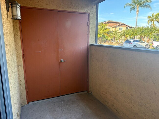 Building Photo - Charming 2 bedroom 2 bathroom Condo in Oceanside!