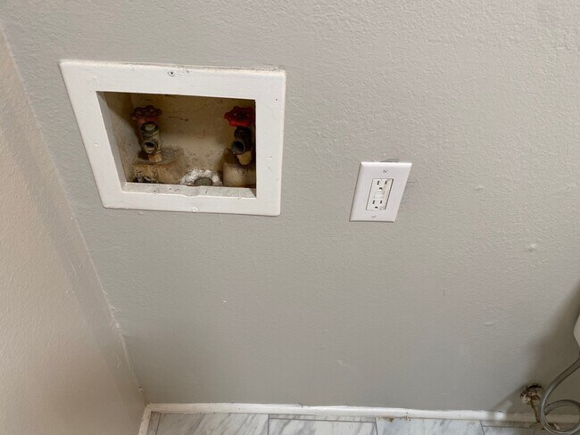 Building Photo - 25 Brianfield Cv