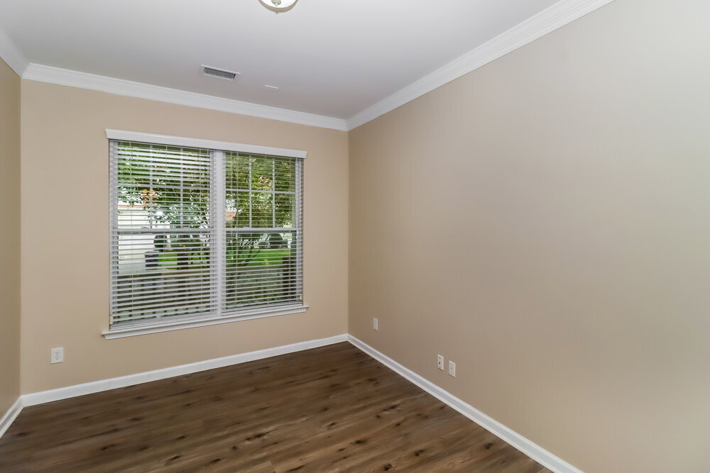 Building Photo - 6110 Colonial Garden Dr
