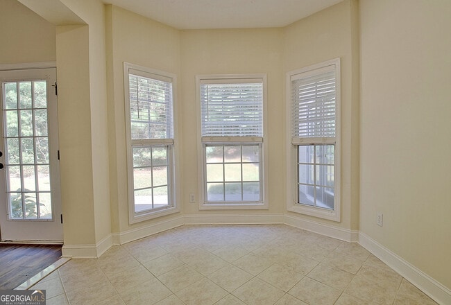 Building Photo - 110 Freeman Forest Dr