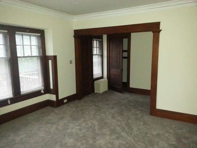 Building Photo - 2924NMarylandM