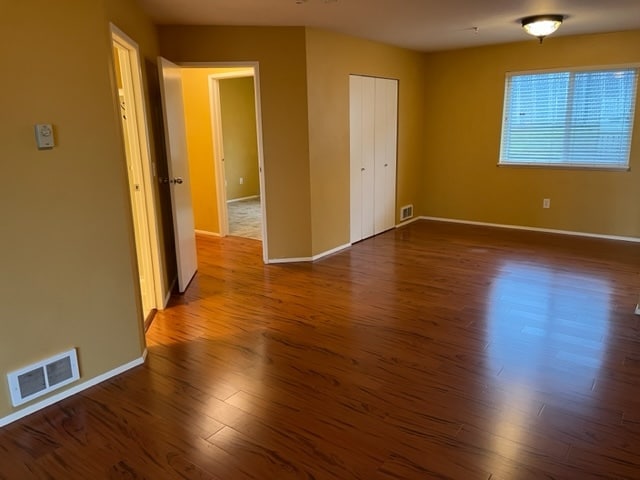 Building Photo - 2255 Highview Ln W