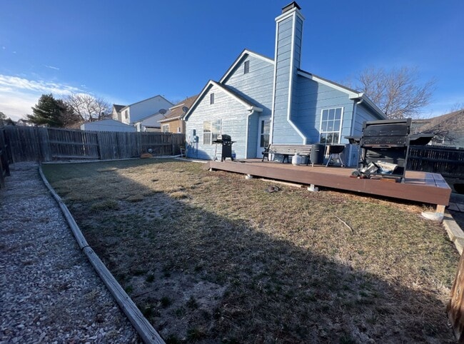 Building Photo - 3 Bedroom 2 Bathroom Home in Roxborough