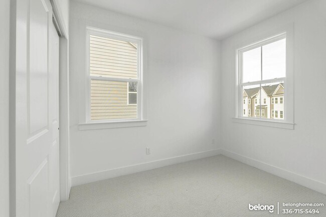 Building Photo - 2120 Opulent Oaks Ln