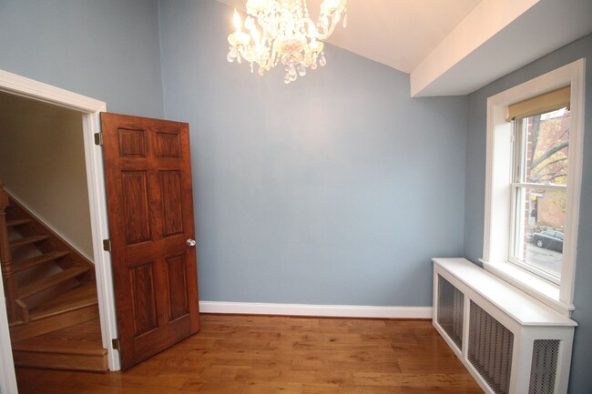 Building Photo - Exceptional Upper Fells 2bd/2ba End Rowhome w/ CAC & Rooftop Deck!--Available 7/15