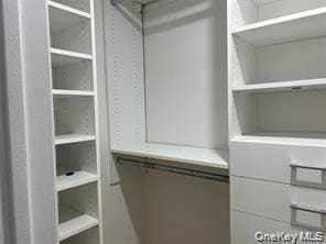 Building Photo - 13 Darian Ct