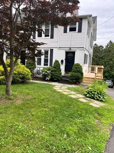 Building Photo - 1312 Hope St