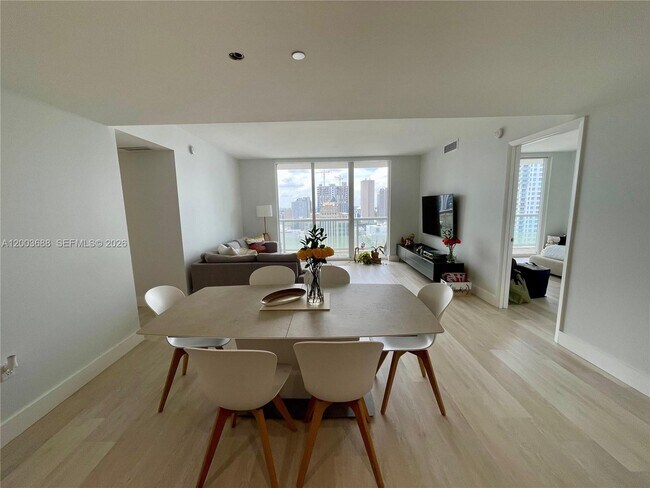 Building Photo - 50 Biscayne Blvd