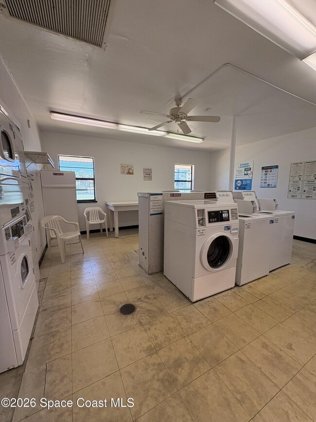 Building Photo - 2700 N Hwy A1A