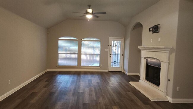 Building Photo - 3792 Turetella Dr