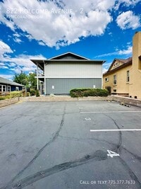 Building Photo - 822 Holcomb Ave