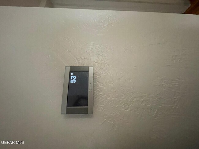 Building Photo - 7921 Lirio Rd