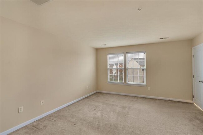 Building Photo - 620 Fairgate Drive