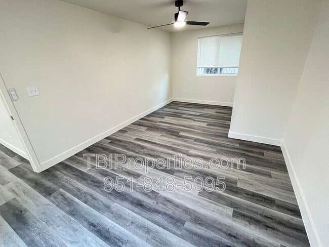 Building Photo - 515 Ramona Ave N