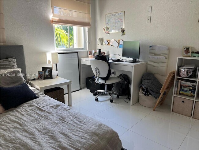 Building Photo - 10012 NW 7th St