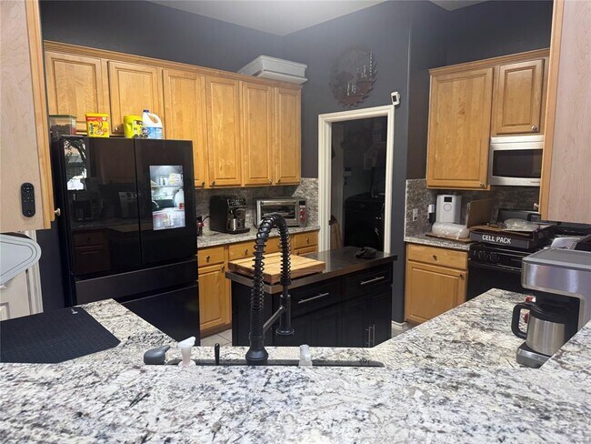 Building Photo - 17726 Memorial Springs Dr