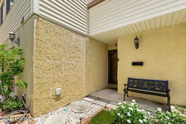 Building Photo - 5400 La Moya Ave