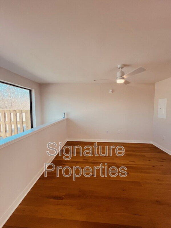 Building Photo - 712 High St