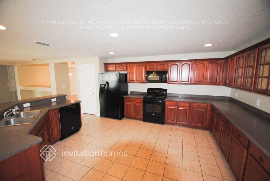 Building Photo - 13624 Podocarpus Ln