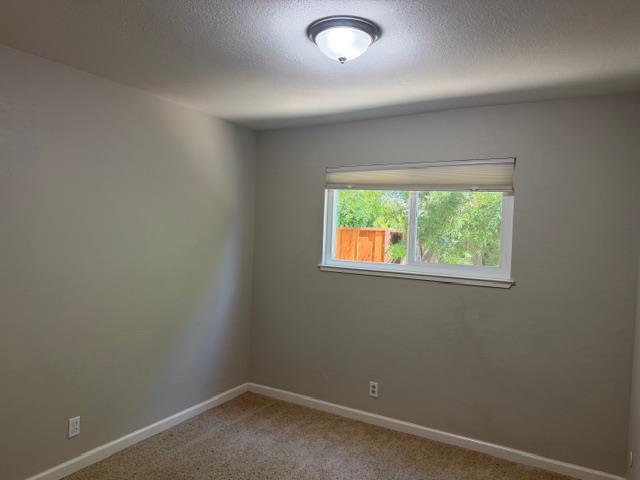 Building Photo - 6495 Sproul Ct