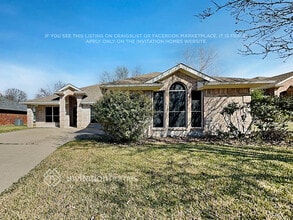 Building Photo - 2810 Beacon Hill Dr