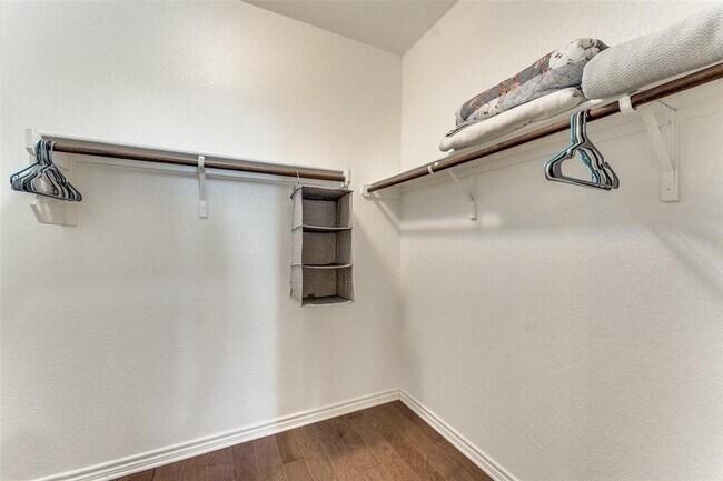 Building Photo - 16020 McAloon Way