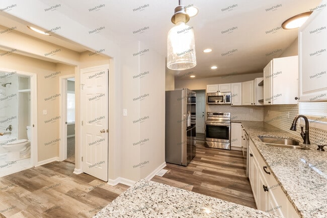 Building Photo - 3709 E 36th St