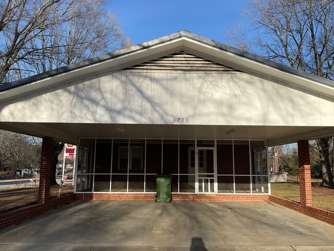 Building Photo - 3788 Maiden Hwy