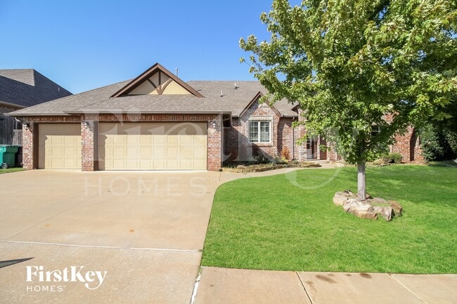 Building Photo - 1705 Northwest 193rd Circle