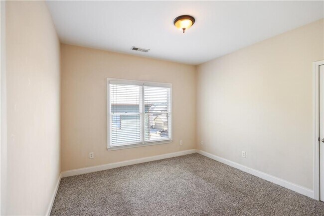 Building Photo - 337 Myrtle Trace Ln