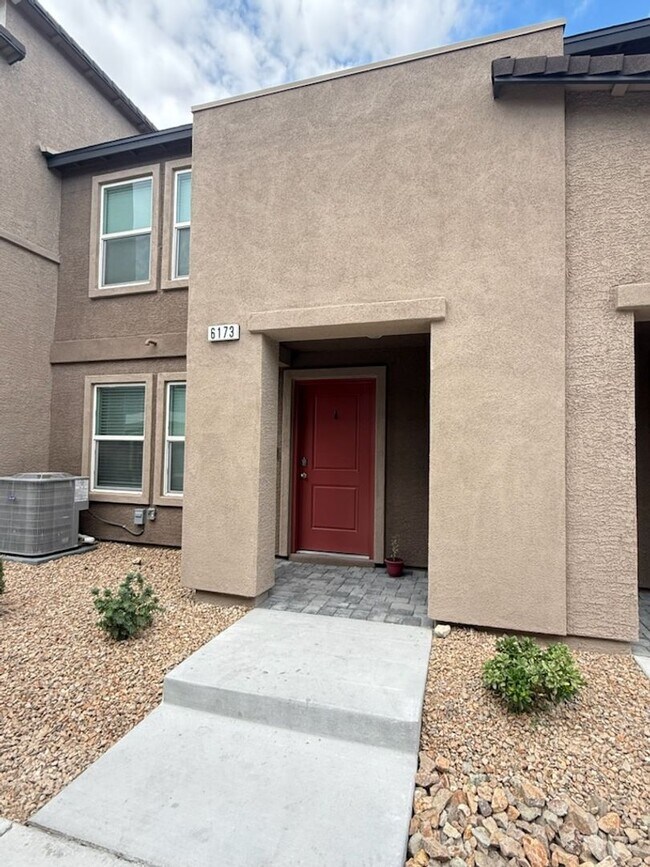 Building Photo - Modern 3-Bedroom Home in North Las Vegas with Spacious Layout!