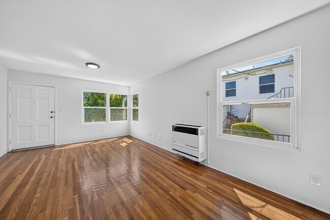 Building Photo - 3628 Highland Ave