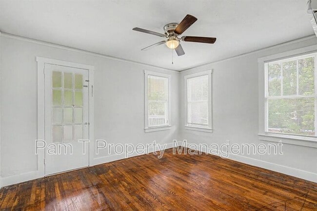 Building Photo - 815 E 32nd St