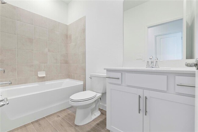Building Photo - 15077 Jadestone Dr
