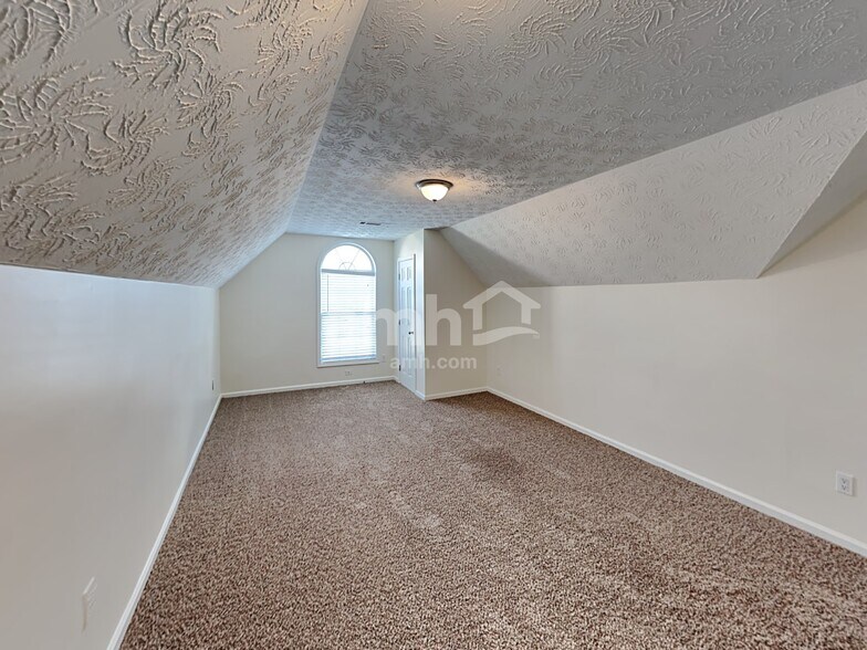 Building Photo - 2809 Waterstone Ct