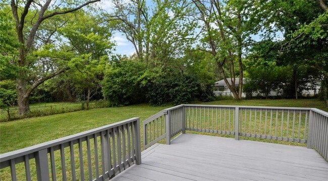 Building Photo - 2191 Greystone Way