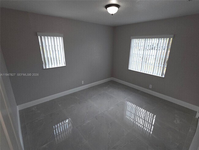 Building Photo - 4360 NW 13th Ct