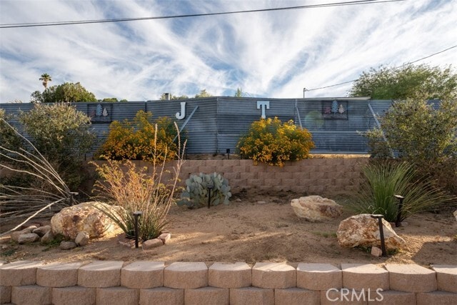 Building Photo - 60205 Latham Trail