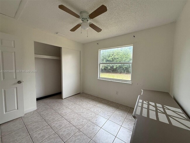 Building Photo - 1604 Cypress Dr