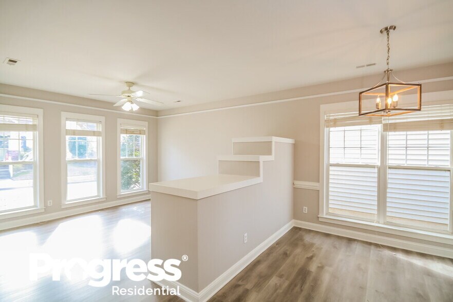 Building Photo - 11318 Deer Ridge Ln