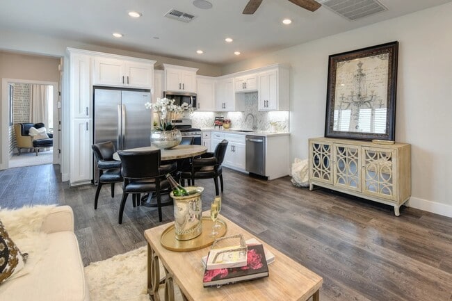 Building Photo - 4085 Peter's Ct